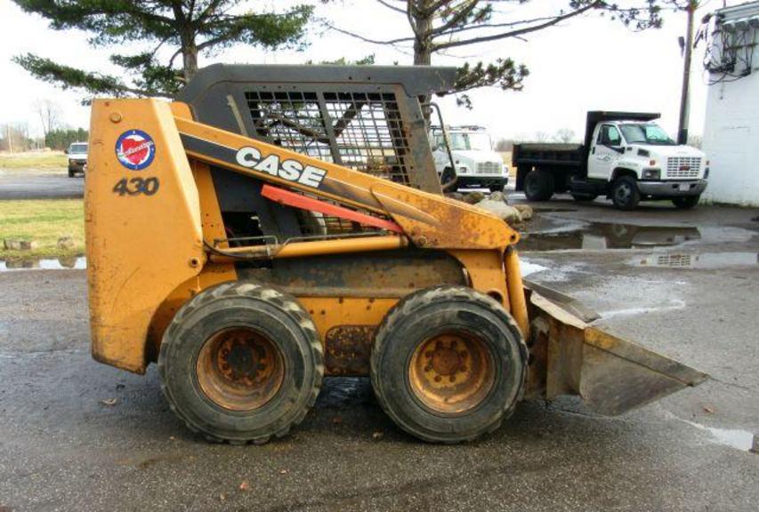 Auction Ohio 2004 Case 430 Skid Steer