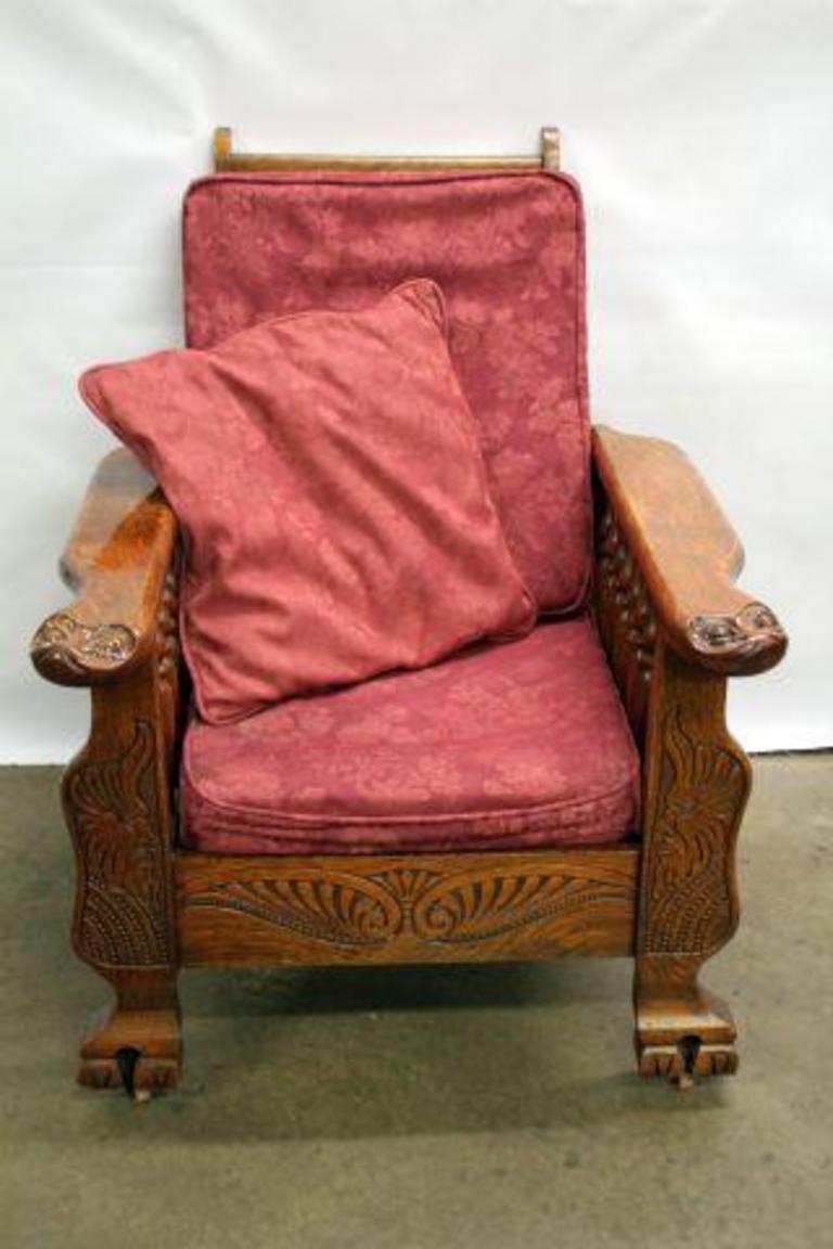 ANTIQUE MORRIS CHAIR