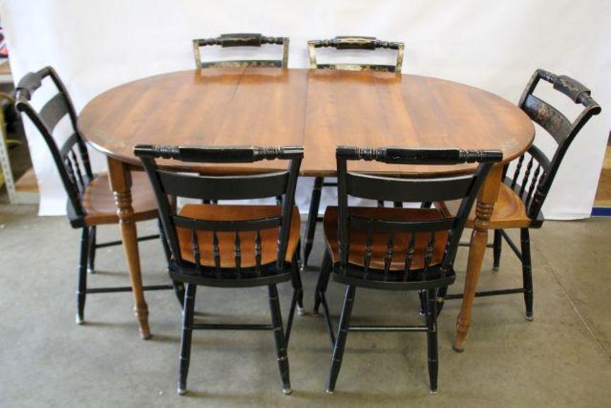 Auction Ohio HITCHCOCK TABLE AND CHAIRS