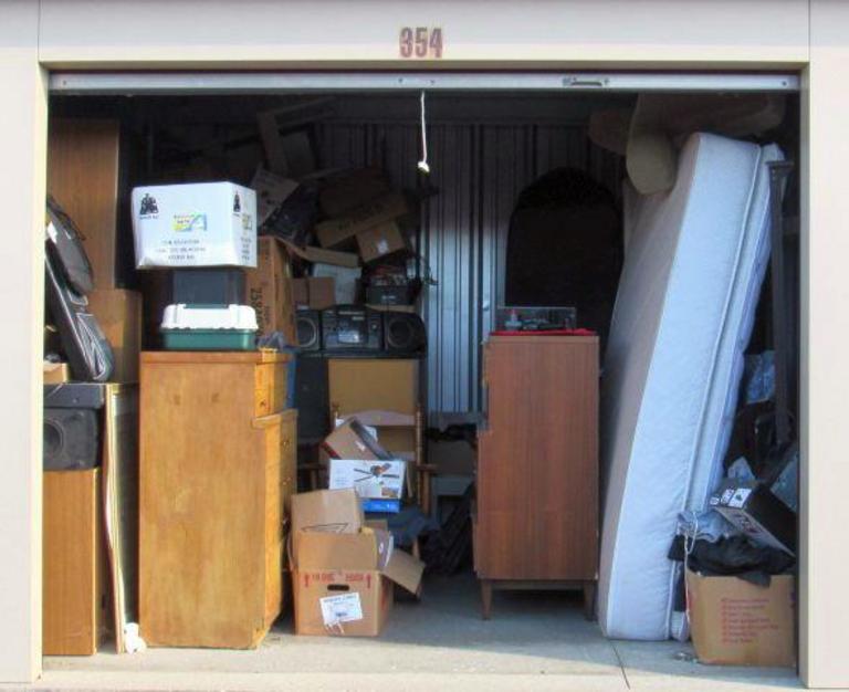 Auction Ohio Entire Storage Unit Contents