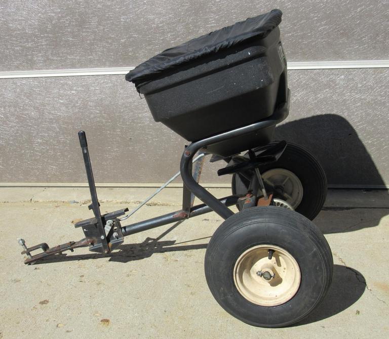 Auction Ohio Craftsman PullBehind Spreader
