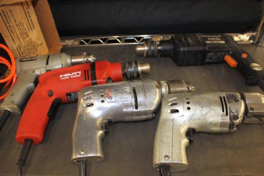 Auction Ohio Group of Electric Drills