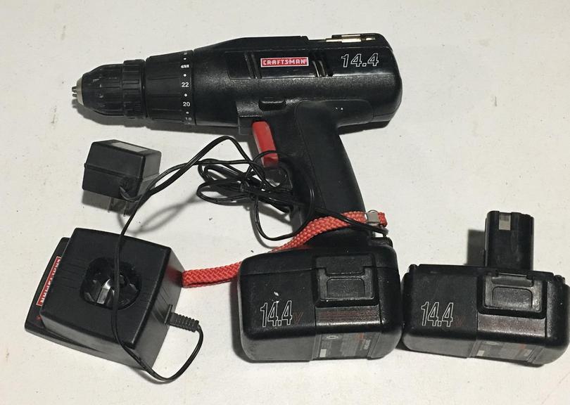 Craftsman 14.4 volt drill best sale battery charger