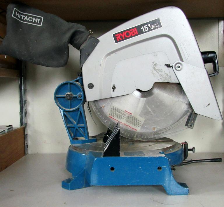 Auction Ohio Ryobi Miter Saw