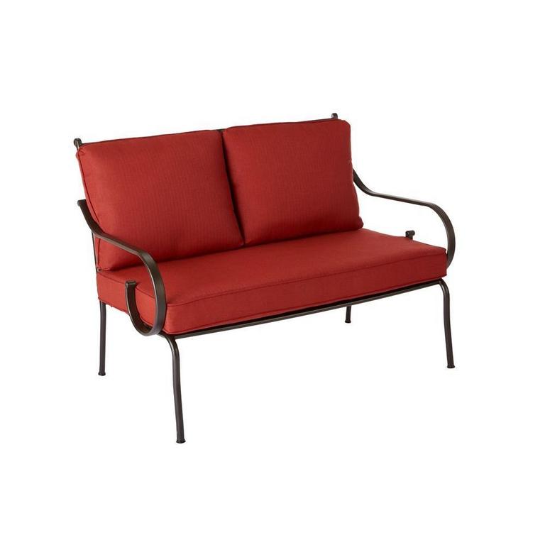 Auction Ohio HAMPTON BAY LOVESEAT