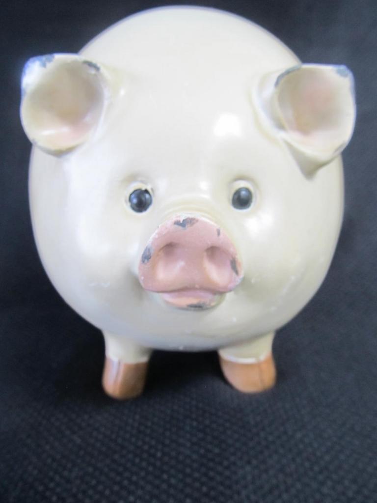 Auction Ohio CERAMIC PIG