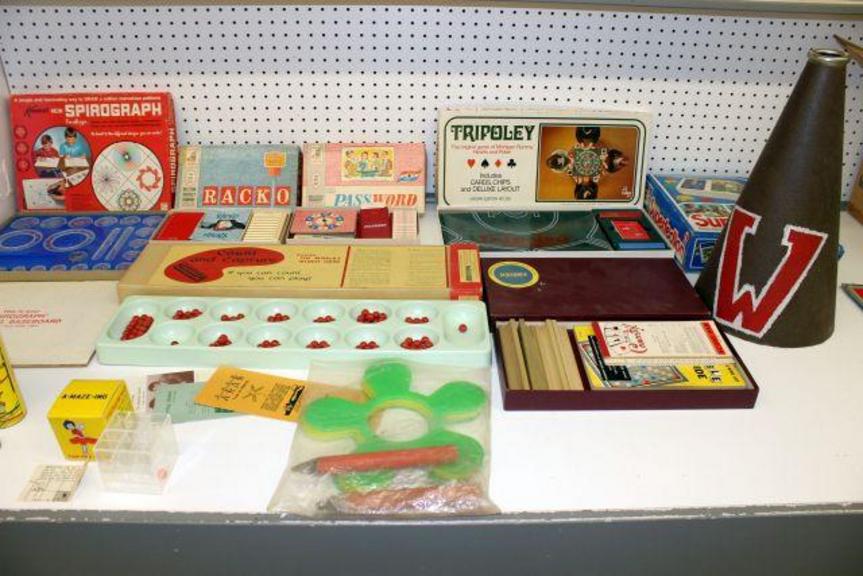 Auction Ohio Vintage toys and games