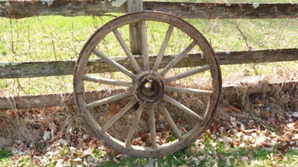 Auction Ohio Antique Wagon Wheel
