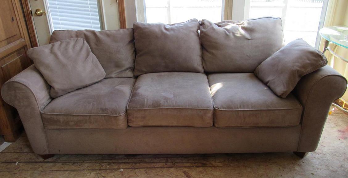 Auction Ohio Bauhaus Microfiber Sofa