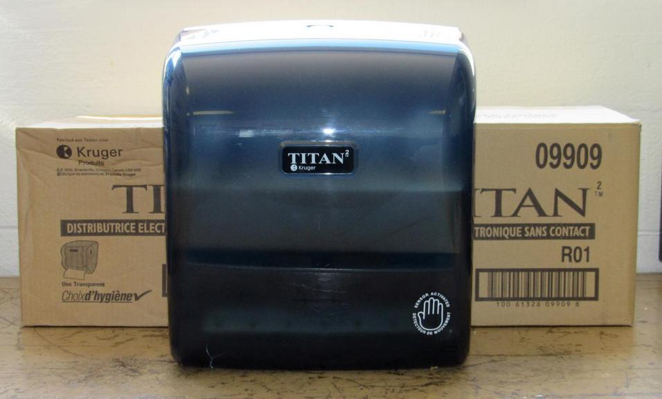 Auction Ohio Titan2 Paper Towel Dispensers