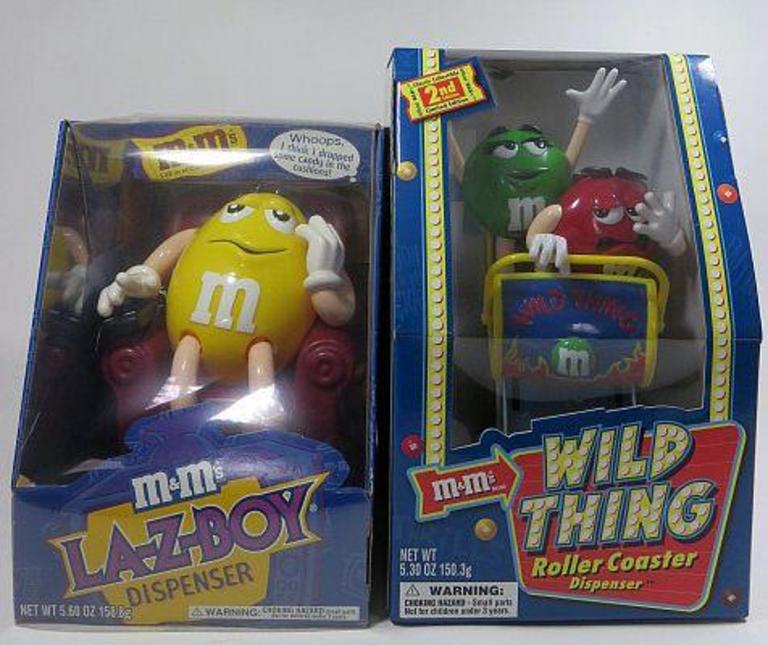 Auction Ohio M & M Dispensers