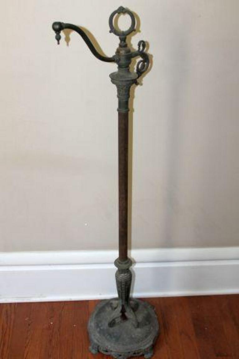 Auction Ohio Victorian Gas Lamp Stand
