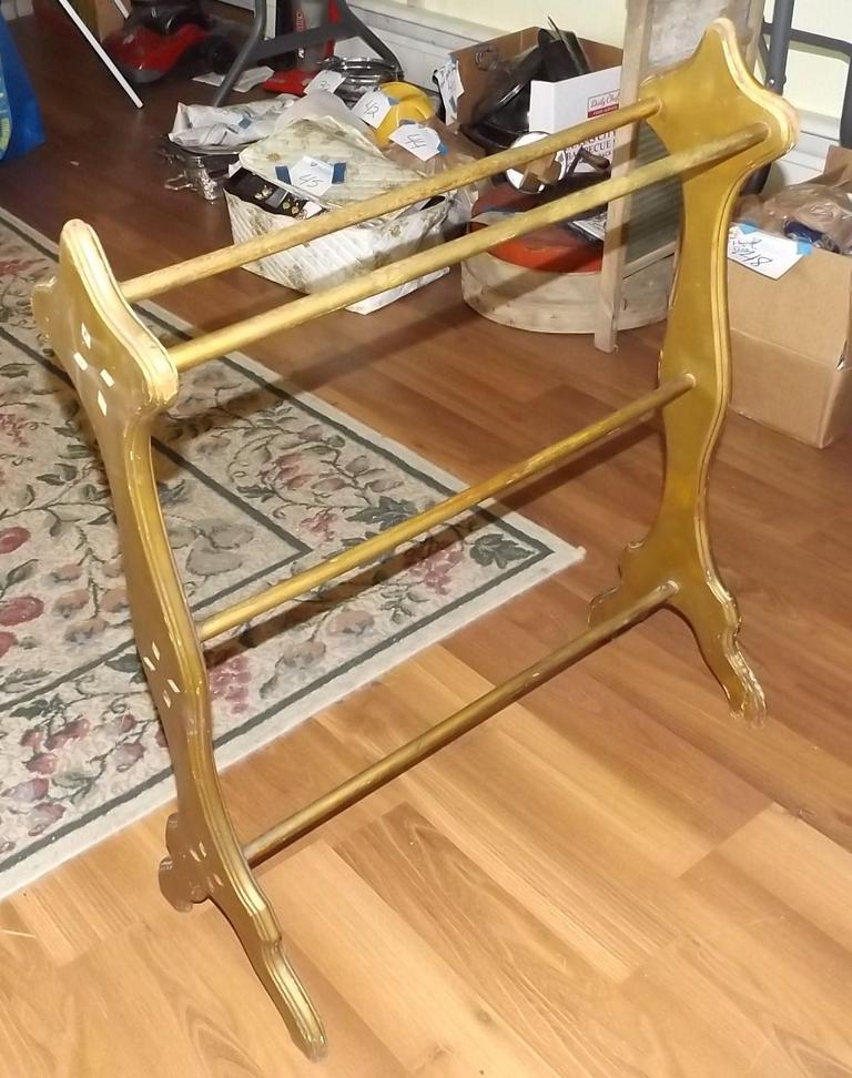 Auction Ohio Vintage Quilt Rack