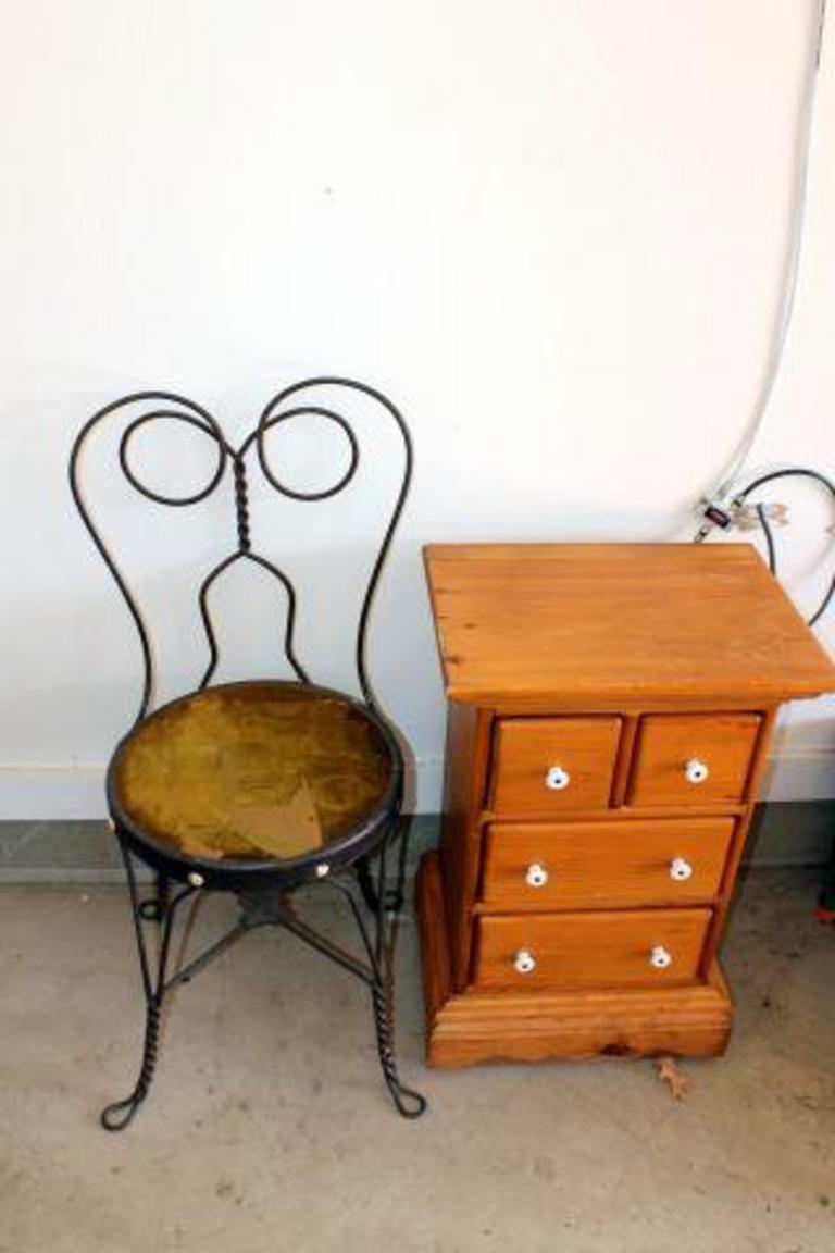 Auction Ohio Chair &