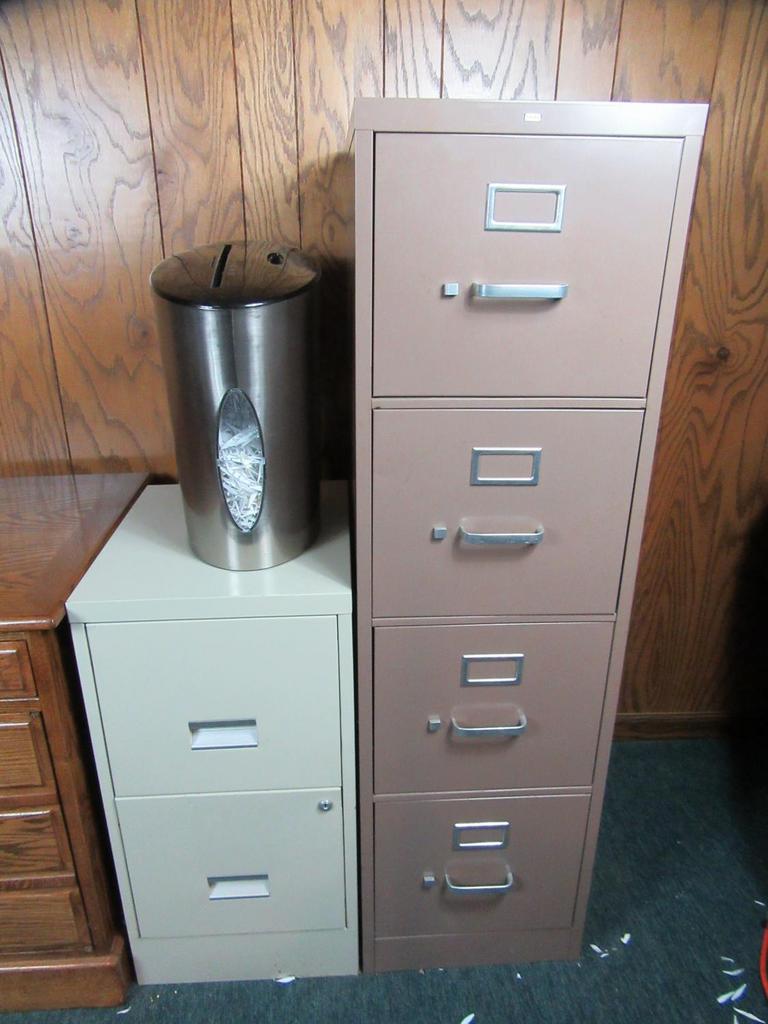 Auction Ohio File Cabinets And Shredder