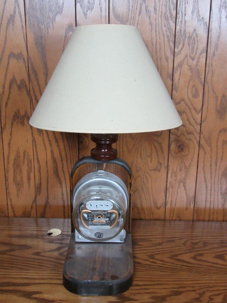 Lamp With Electric Meter