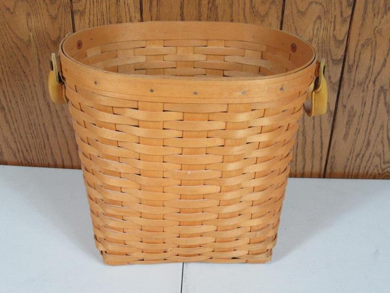 Auction Ohio 2000 Longaberger Basket