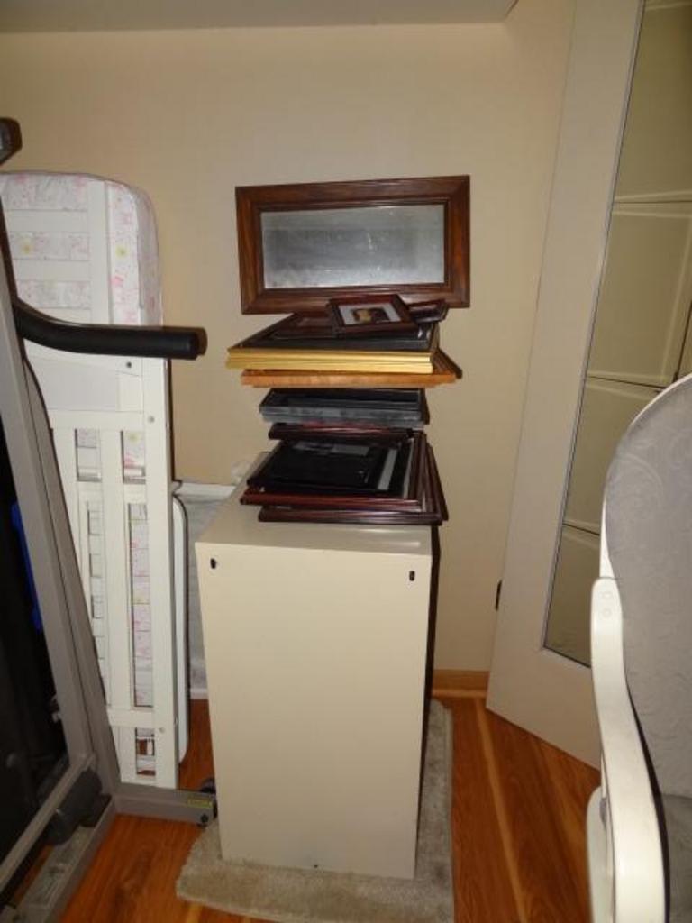 Auction Ohio Filing & Frames