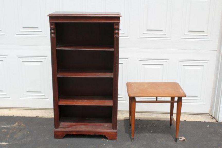 Auction Ohio BOOKSHELF AND STOOL