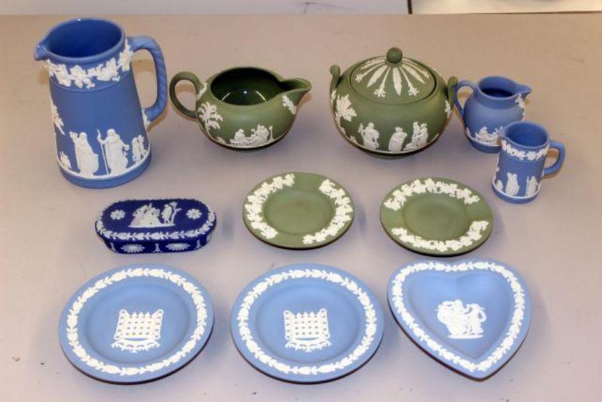 Auction Ohio Wedgwood Collection