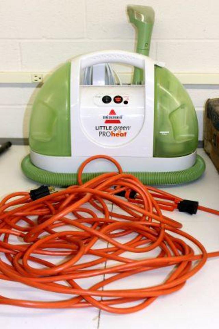 Auction Ohio Bissell Little Green Pro Heat