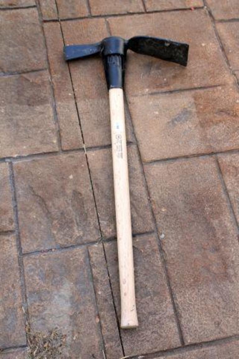 Auction Ohio CUTTER MATTOCK