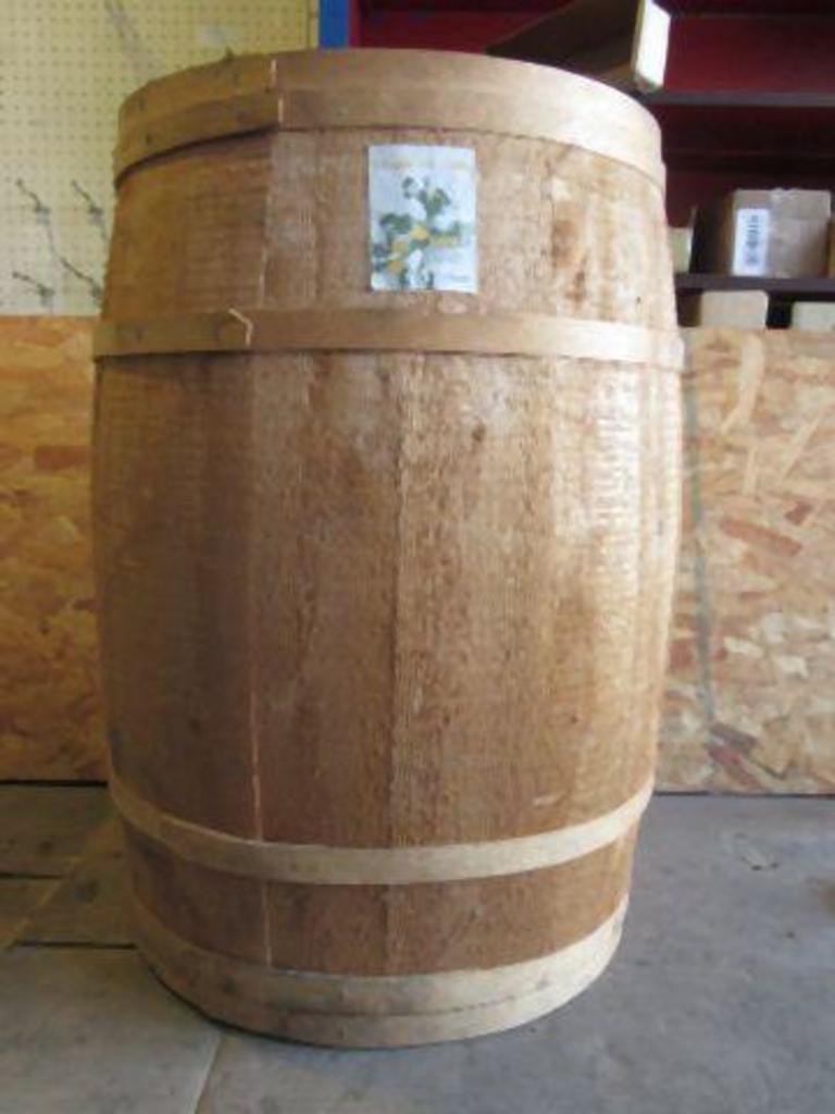 Auction Ohio Cracker Barrel