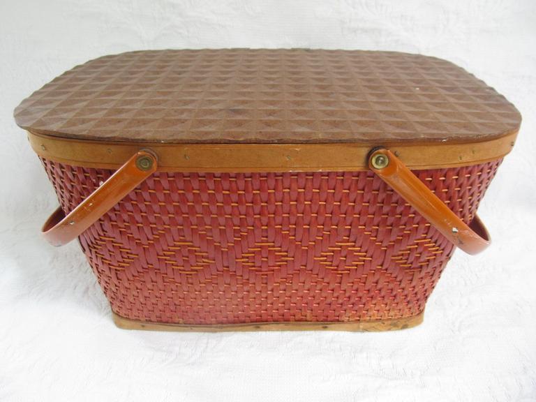 Auction Ohio PICNIC BASKET