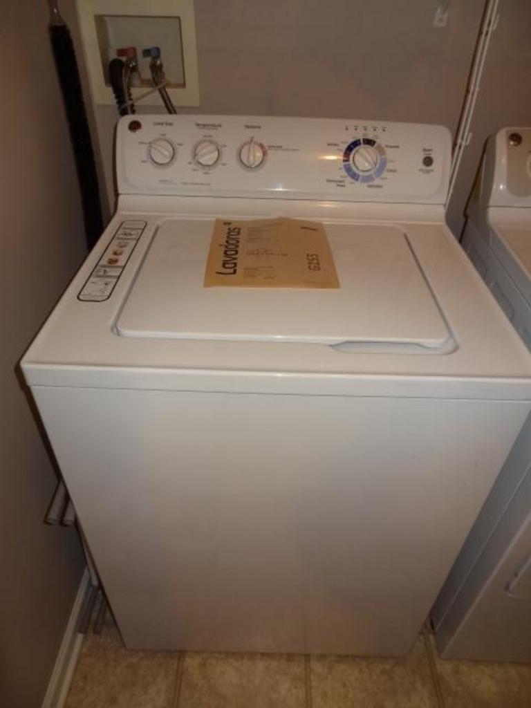 Auction Ohio General Electric Washer