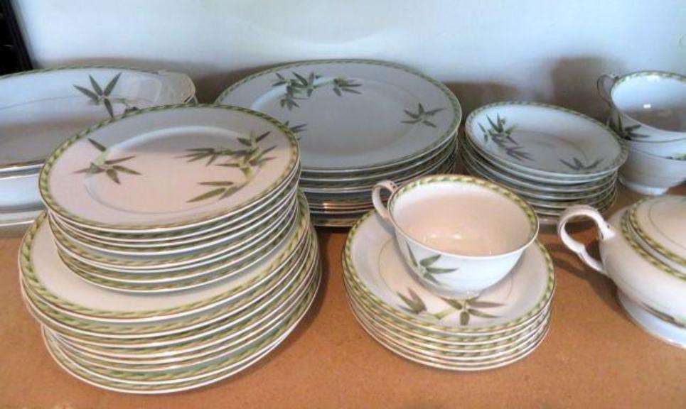 Auction Ohio Fine China Set