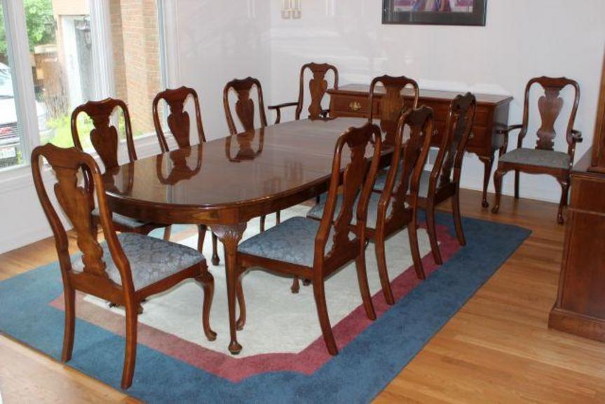 Auction Ohio Stickley Dining Table