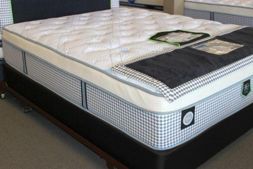 Auction Ohio Hybrid Restonic Mattress