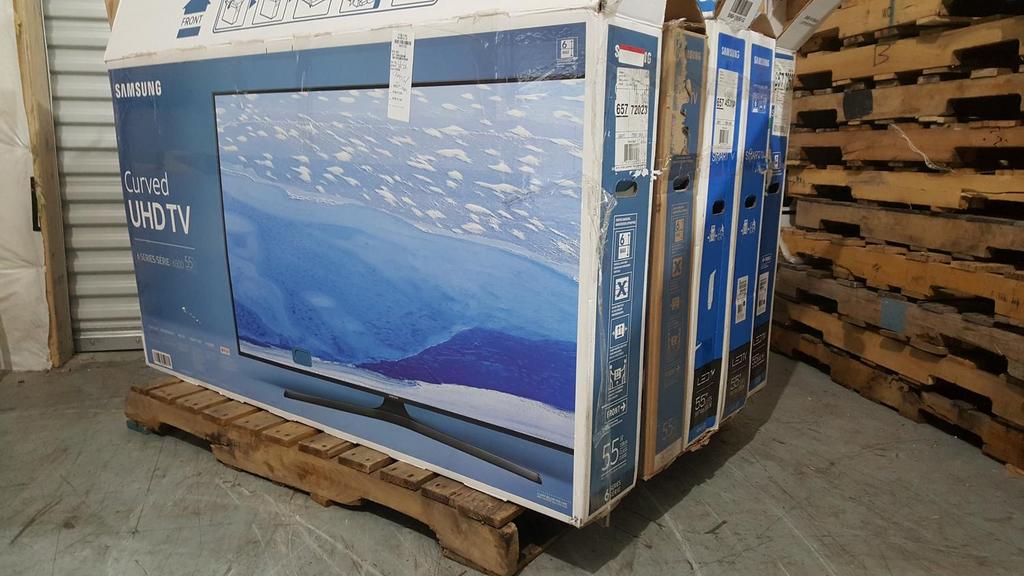 Auction Ohio BULK LOT 55 IN TVs