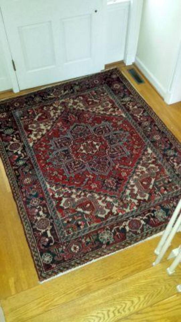 Auction Ohio Oriental Entryway Rug