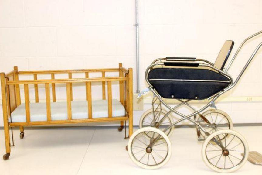 crib and stroller