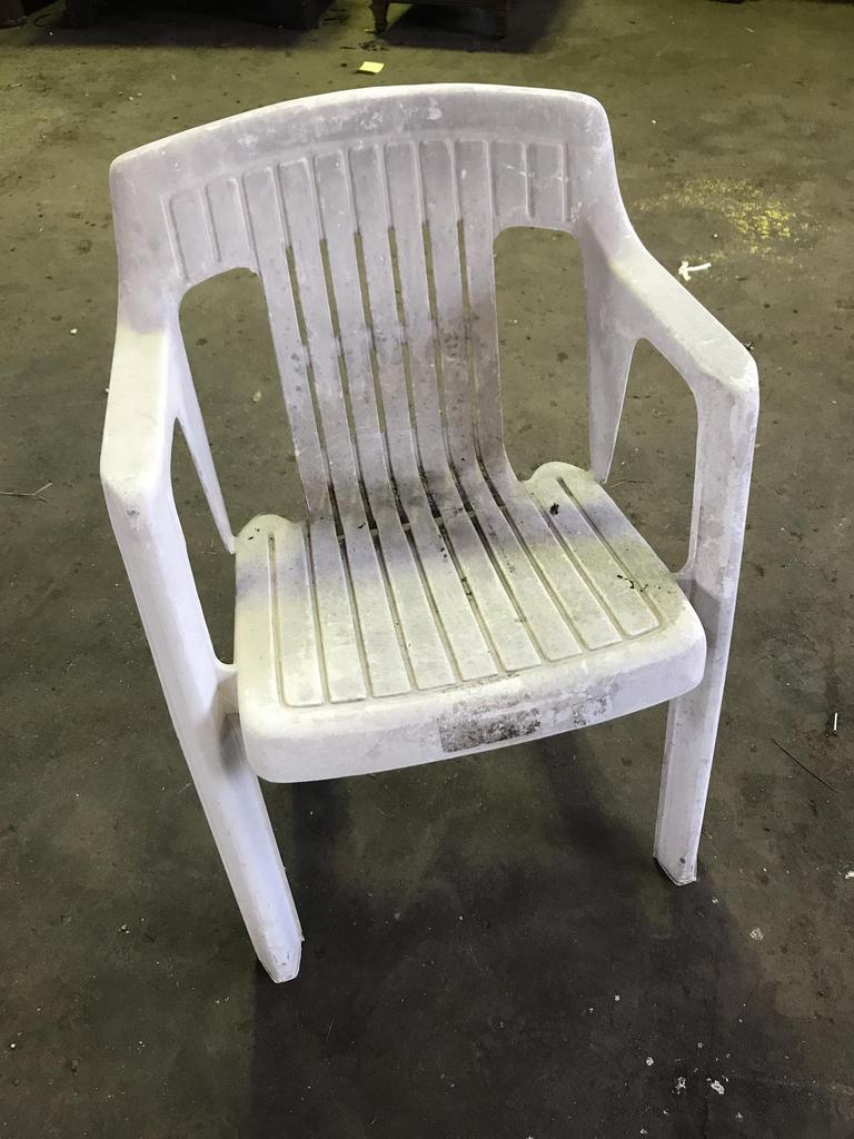 Auction Ohio Plastic White Chair
