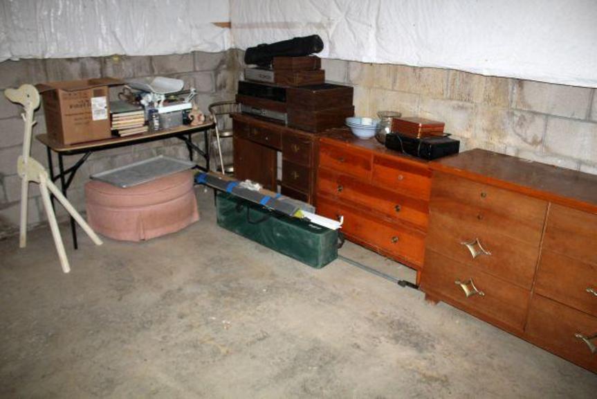 Auction Ohio FURNITURE & MORE