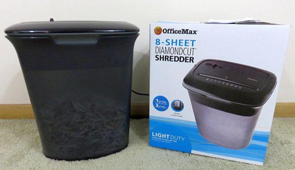 Auction Ohio OfficeMax Shredder