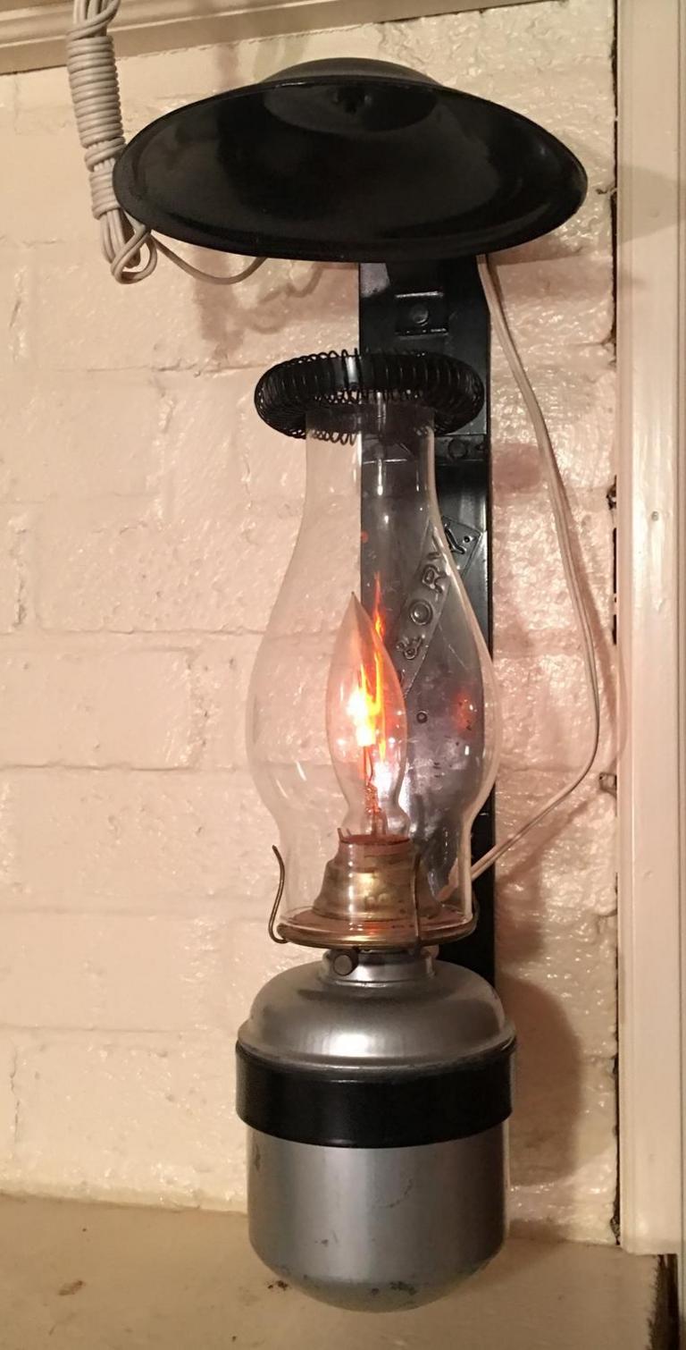 Auction Ohio C&O Railroad Caboose Lantern