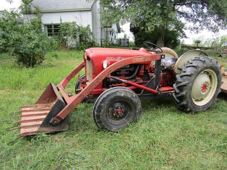 Auction Ohio FORD 601 WORKMASTER TRACTOR