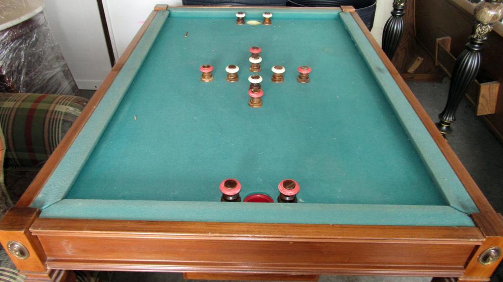 Auction Ohio Bumper Pool Table