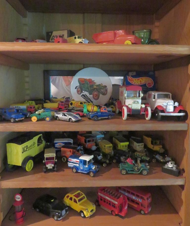 large metal toy cars