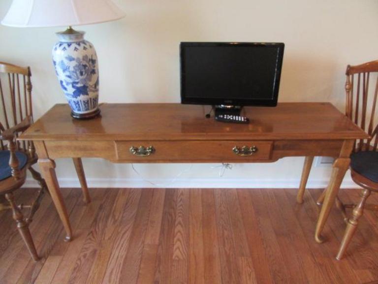 Auction Ohio Ethan Allen Sofa Table