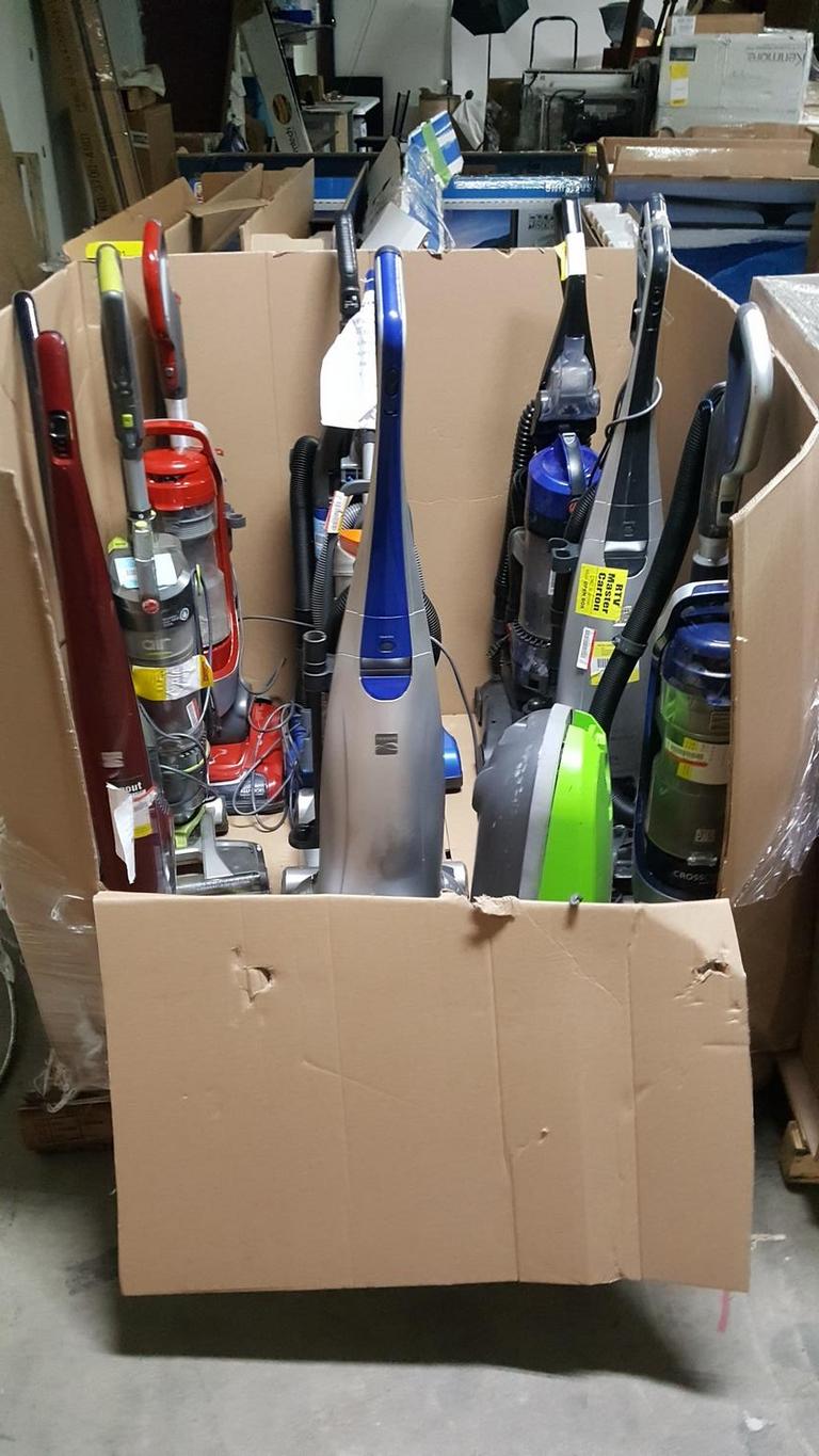 Auction Ohio BULK LOT OF 11 UPRIGHT VACUUMS