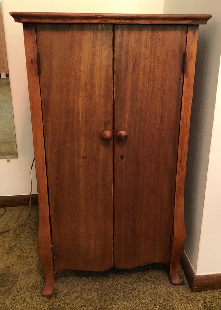 Auction Ohio Antique