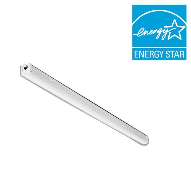 LITHONIA 4FT LED STRIP