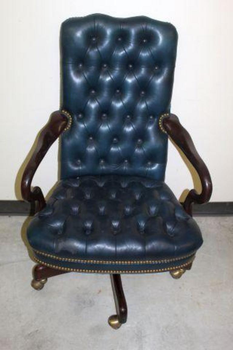 Auction Ohio Executive Office Chair