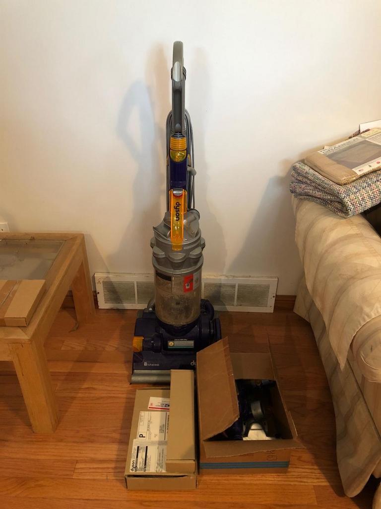 Auction Ohio Dyson Vacuum Lot