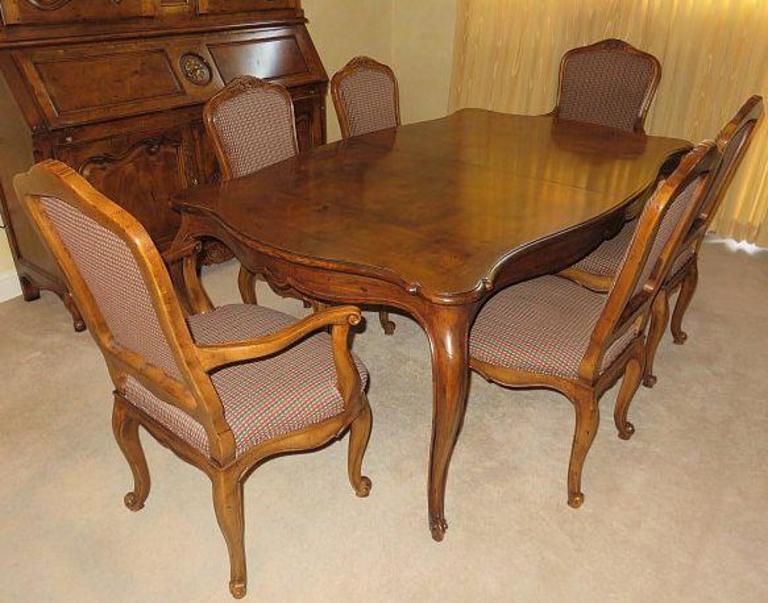 henredon dining room table