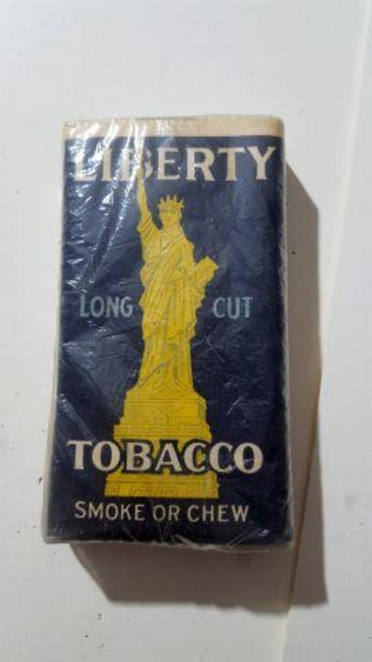 Auction Ohio LIBERTY TOBACCO PACK
